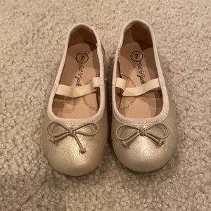 Cat and jack gold ballet flats.